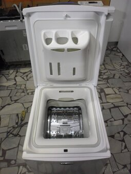 Prodáme pračku Whirlpool na 5 kg prádla, horní plnění - 6