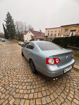 VOLKSWAGEN PASSAT B6 2.0 FSI - 6