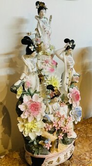 Staré porcelánové sousoší Asie - 6