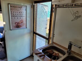 Prodám Peugeot Boxer 2.5D (1997) – pojízdná prodejna, STK do - 6