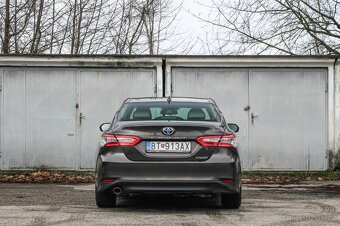 Toyota Camry 2.5 Hybrid Executive e-CVT - 6