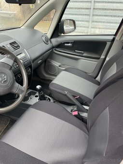 SUZUKI SX4 1.6 benzín 4x4 2012 - 6