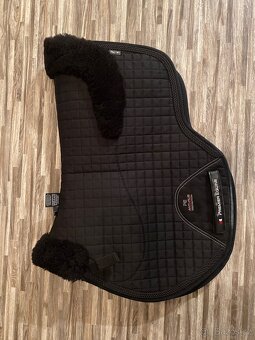 Podsedlová dečka Premier Equine s Merino beránkem - 6