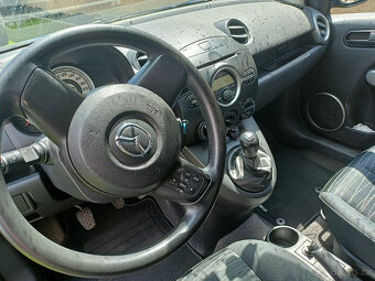 mazda 2 1,3 55 kw - 6
