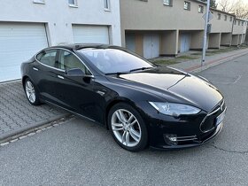 Tesla model S, P85, nabijeni zdarma - 6