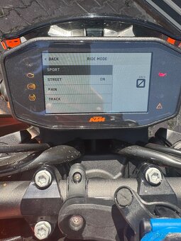 KTM 890 2022 - 6