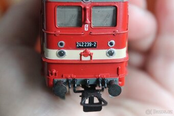 H0 PIKO BR 242 DR - 6