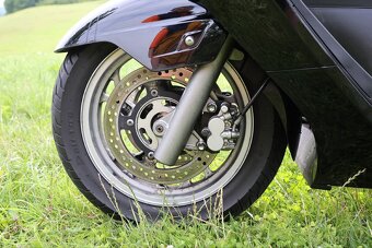 Suzuki Burgman 400 - 6