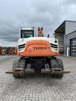 Kolový otočný bagr TEREX TW 110 - 6