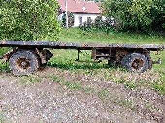 Vlek velký s točnici 7. 2,4M - 6