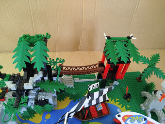 Lego 6292 Enchanted Island - 6