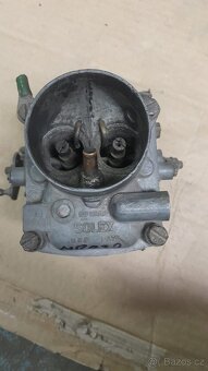 Mercedes 230 díly - 6