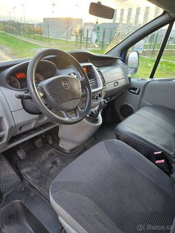 Opel Vivaro - 6