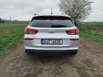 Hyundai i30 1.6crdi - 6