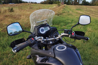 Suzuki DL650A V-Strom 2012 - 6