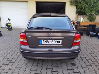 Opel ASTRA - 6