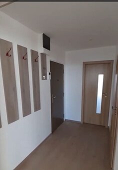 Dlouhodobý pronájem 3+1 68m2 a12m2 lodžie Praha 4 Modřany - 6
