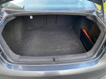 VW Jetta 1.9 TDi r.v. 2007 - 6