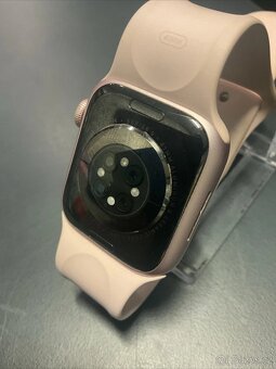 Chytré hodinky Apple Watch Series 9 GPS 41mm - 6