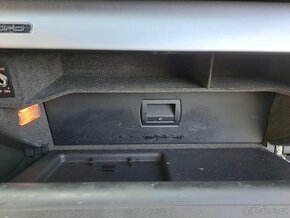 AUDI A4 B6 klimatizovaný kastlík - 6