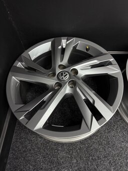 Alu VW T-CROSS 5x100 17” - 6