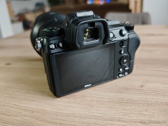 Nikon Z6 + objektiv 24-70 mm f/4 S + XQD karta + přísl. - 6