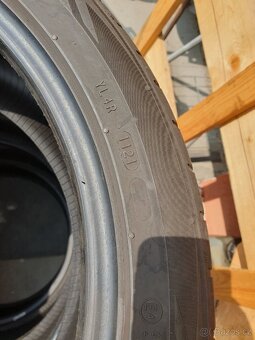 245/40/18 sada 4mm Nokian letni - 6