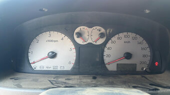 Hyundai Terracan 2,9CRDi 120kw - 6