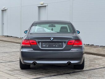 BMW E92 335i Manuál - 6