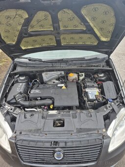 Fiat croma 2.2 benzín - 6