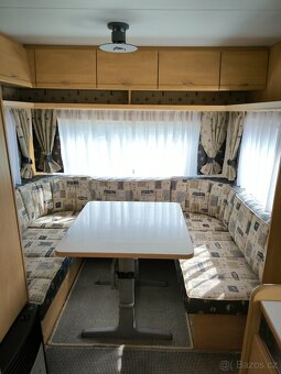 REZERVACE Karavan Burstner Fun 495 - podélné postele - 6