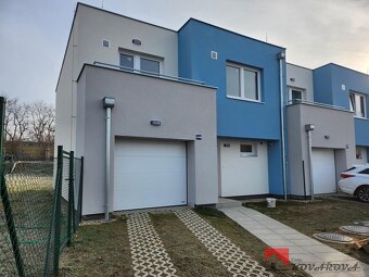 Dům 5+kk/terasy, garáž, zahrada, 520m2 - 6
