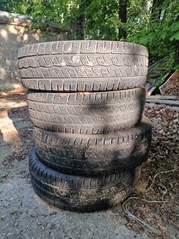 Prodám Hankook 215/75 R16C - 6