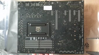 ZAMLUVENO - ASUS ROG CROSSHAIR VI HERO X370 - 6