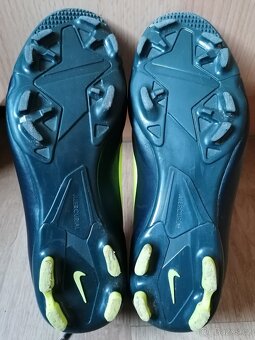 Kopačky NIKE v. 37,5 - 6