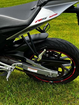 Aprilia rs 125 4T - 6