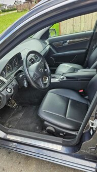 Mercedes Benz W204 C300 V6 - 6