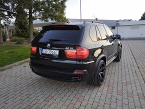 BMW X5 xDrive48i - 6