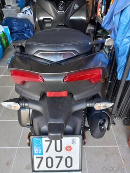 Yamaha Tricity 300 první majitel koupeno v ČR r.v.2022 - 6