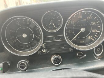 Mercede-Benz 220D 115D r.v.1974 - 6