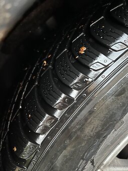 Peugeot 5008 1.2 PureTech 96 kW, r. 2018 - 6