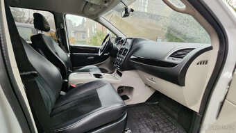 Dodge Grand Caravan 3,6 SXT LPG/benzín 211kW 7 míst - 6