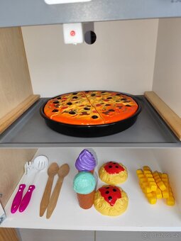 Dřevěná dětská kuchyňka - 6