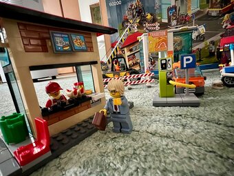 Prodám Lego city 60200 - 6