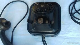 TELEFON BAKELITOVÝ // VÁZY Z BROKOVÉHO SKLA // KOŘENKY RUČNĚ - 6