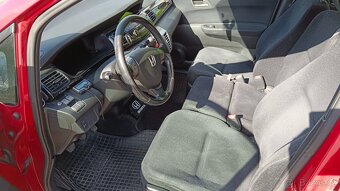 Honda FR-V 1.7 92 KW - 6