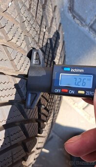2x zimní pneumatiky Bridgestone LM 001, 235/ 50 R 19 - 6