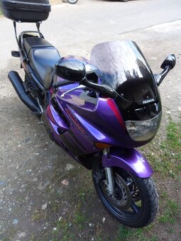 Prodám nebo vyměním Honda CBR 1000 F dual - 6