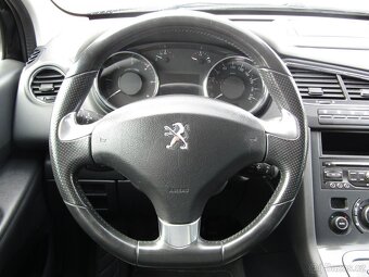 Peugeot 5008 2.0 HDi , 120 kW nafta, 2014 - 6