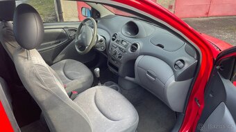 Toyota Yaris 1999 - 6